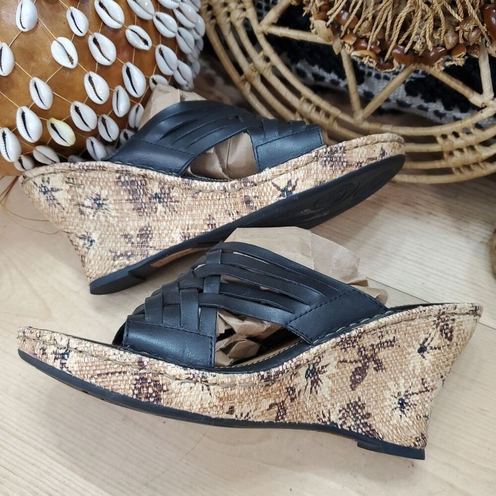BORN Turbie Women's 9M/40.5 Black Leather Wedge Strappy Basket Weave Slip On